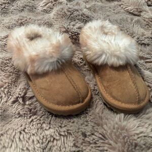 Cozy Tan Kids Shoes with Faux Fur Trim UGG LIKE